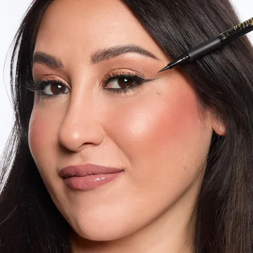 Miniatura 4 de tarte Sex Kitten Liquid Liner - Delineador líquido con aceite de ricino para pestañas atrevidas y nutritivas, impermeable, uso durante todo el día