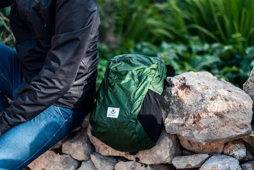 Miniatura 5 de Mochila 4Monster de excursionismo, de día, resistente al agua, ligera, plegable, para viajes, campamento, exteriores Verde (Army Green-2)
