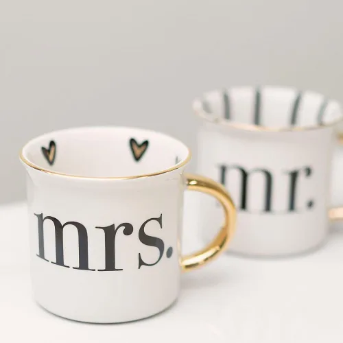 Miniatura 4 de Glory Haus Juego de tazas doradas pintadas a mano de Mr. & Mrs. – Elegante regalo de boda para parejas, tazas de café de 16 onzas, chocolate