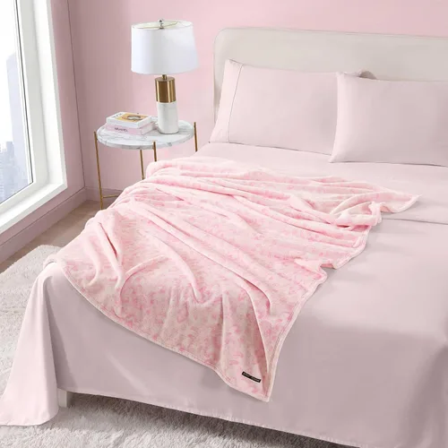 Miniatura 11 de Betsey Johnson - Manta para sofá o cama, manta súper suave y extragrande de aspecto audazmente mullido (corazón punteado rosa, 50" x 70")