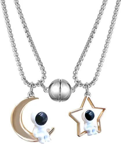 Couples Astronaut Pendant Necklaces,2Pcs Spaceman Promise Mutual Attraction Matching Jewelry Valentine's Day Gift for Husband Wife Boyfriend