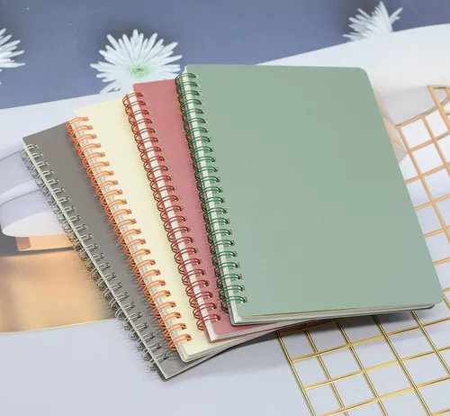 Miniatura 6 de Yansanido - 4 cuadernos en espiral de 4 colores, tamaño A5, con tapa dura gruesa de plástico, 7 mm de rayas universitarias, papel de 80 hojas