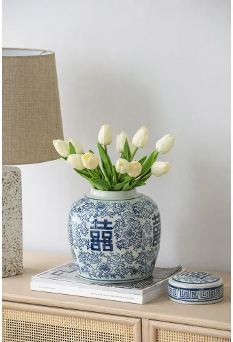Miniatura 5 de Jarrón con tapa de porcelana 100 % azul y blanco oriental de 8 x 9.5 pulgadas con patrón floral para almacenamiento en el hogar y organización