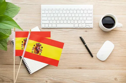 Miniatura 3 de Paquete de 25 banderas pequeñas de España de mano, mini bandera española en palo de 5 x 8 pulgadas
