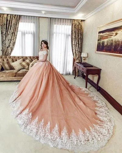 Miniatura 4 de XYAYE Vestidos de quinceañera con hombros descubiertos, vestidos de baile de tul hinchados con encaje de tren, vestido largo de graduación para mujer