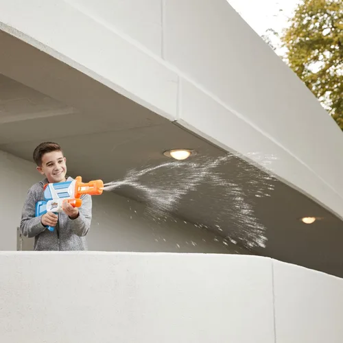 Miniatura 4 de Nerf Super Soaker Twister Water Blaster, 2 corrientes de agua giratorias, bomba al fuego, diversión de chorro de agua al aire libre para niños