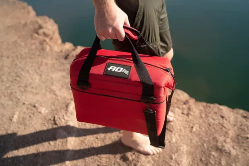Miniatura 2 de Bolsa de enfriador AO Coolers Expedition de lona con lados blandos, a prueba de fugas, aislada, ligera Azul marino