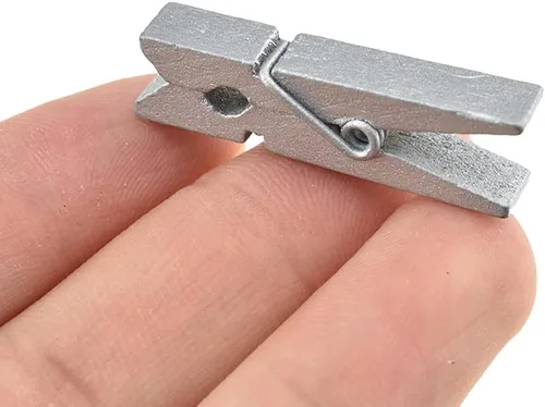 Miniatura 35 de HAHIYO Pinzas para ropa de madera doradas, mini pinzas para la ropa, no se deshacen de 1 pulgada de largo, paquete de 80 resortes resistentes