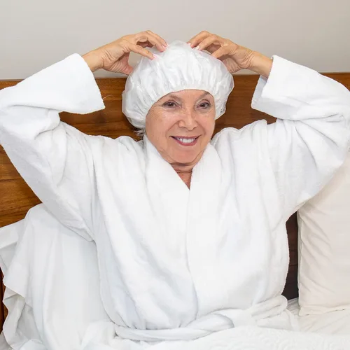 Miniatura 2 de Comfort Bath® - Gorro de champú sin enjuague