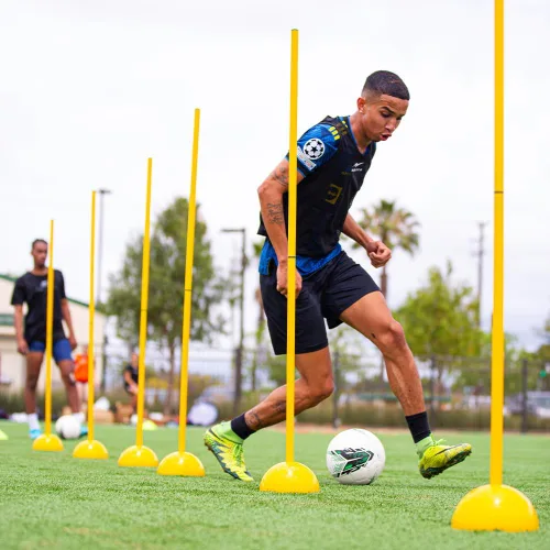 Miniatura 6 de AGORA Palos de entrenamiento de agilidad deportiva para interiores y césped para fútbol, fútbol y más, juego de 6