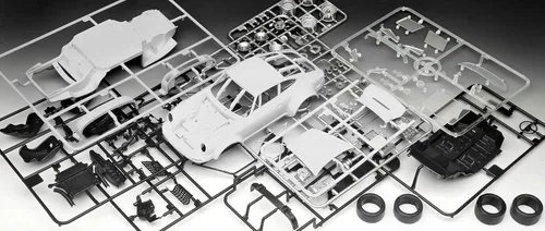 Miniatura 6 de Revell RV07685 07685 7685 1:24 Porsche 934 RSR 'Martini Racing' Kit de modelo, Varios, 1/24