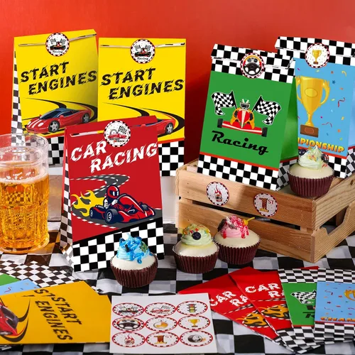 Miniatura 5 de Tallew 24 bolsas de recuerdo de fiesta de coches de carreras con calcomanías, bandera a cuadros, bolsa de dulces para fiesta de carreras, Pit Crew