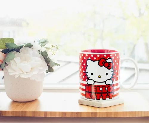 Miniatura 6 de Silver Buffalo Sanrio Hello Kitty - Taza de cerámica con lunares rojos y blancos, 20 onzas Hello Kitty lunares rojos y blancos