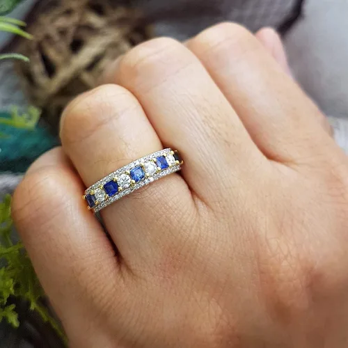 Miniatura 17 de Dazzlingrock Collection Anillo de boda de 9 piedras de zafiro azul princesa y diamante blanco redondo de 0.098 in cada uno en oro de 14 quilates