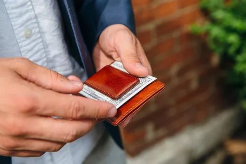 Miniatura 7 de Bosca Cartera con bolsillo frontal para hombre en piel vieja - RFID