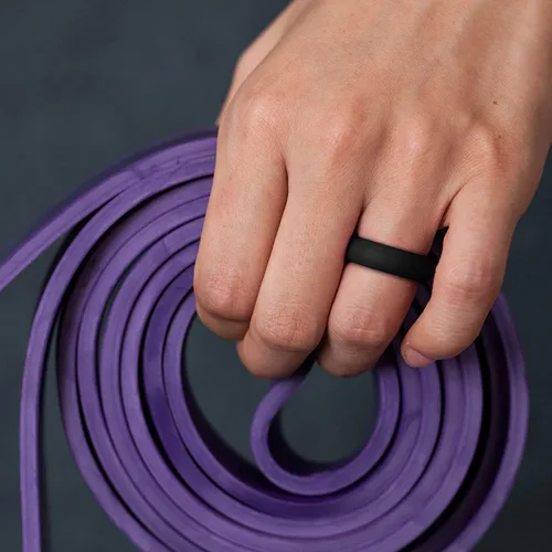 Miniatura 5 de ThunderFit Anillos de boda de silicona para mujer, 0.220 in de ancho, 0.079 in de grosor, paquete múltiple de variedad 34