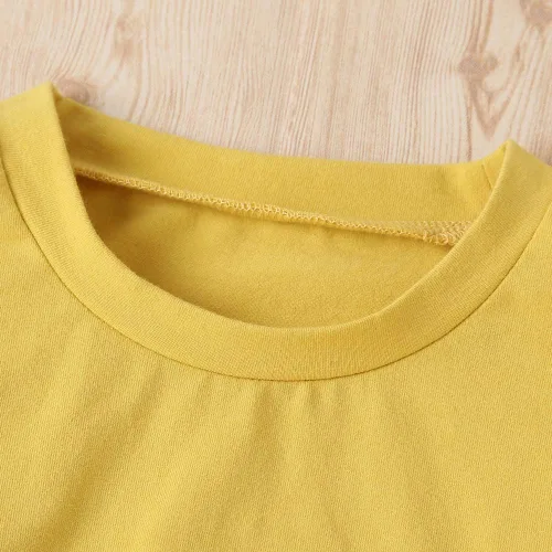 Miniatura 3 de Betusline - Atuendo deportivo de 2 piezas con blusa ombliguera y pantalones para niñas, estilo teñido anudado (18 meses a 14 años)