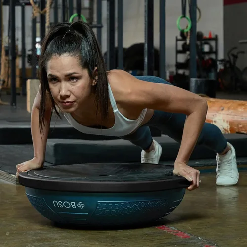 Miniatura 8 de BOSU Nexgen Balance Trainer, Half-Ball Training Equipment, 65 cm Diameter, 300 lb Capacity - Burst-Resistant Stability Exercise Tool w/Non-Slip Azul
