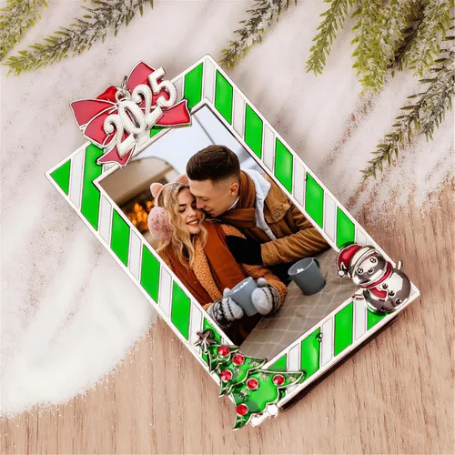 Miniatura 7 de WANSHUNLMI Marco de fotos verde 2026, marco de fotos de metal para Navidad, decoración de árbol de Navidad, mesa o árbol de Navidad, de dos maneras