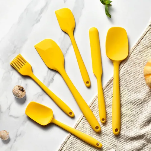 Miniatura 7 de Juego de 6 espátulas de silicona resistentes al calor, diseño sin costuras de una sola pieza para raspar, cocinar, hornear, mezclar amarillo
