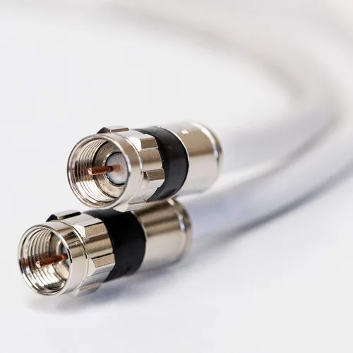 Cable coaxial blanco RG6 de 200 pies UL ETL CM CATV Retardante de Fuego Satélite Audio Video Cable con sello meteorológico Conectores de latón anti