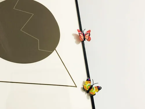Miniatura 6 de 100 calcomanías de mariposa coloridas, calcomanías de pared de mariposa 3D, decoración de pared de mariposas de plástico para fiesta de cumpleaños