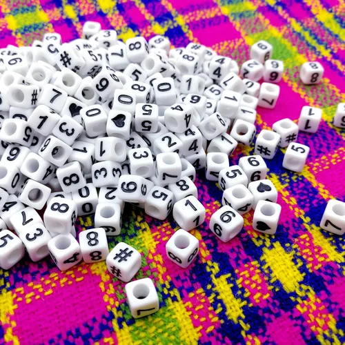 Miniatura 5 de Amaney 400 cuentas de números cuadrados de acrílico blanco de 0.236 x 0.236 in de cuentas de números mixtos de plástico acrílico forma de cubo