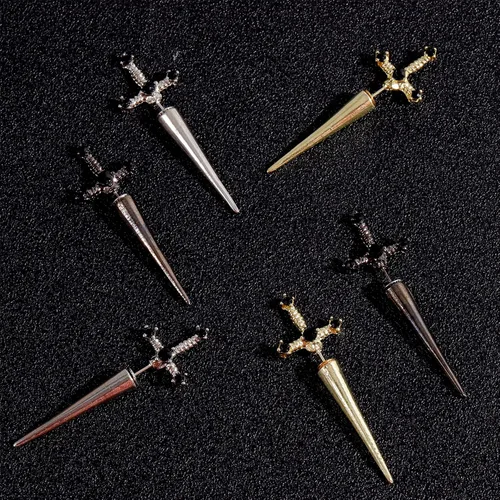 Miniatura 4 de Aretes de espada para mujer, aretes góticos punk, circonita cúbica, daga gótica, aretes de rosca en la parte posterior, regalos de joyería