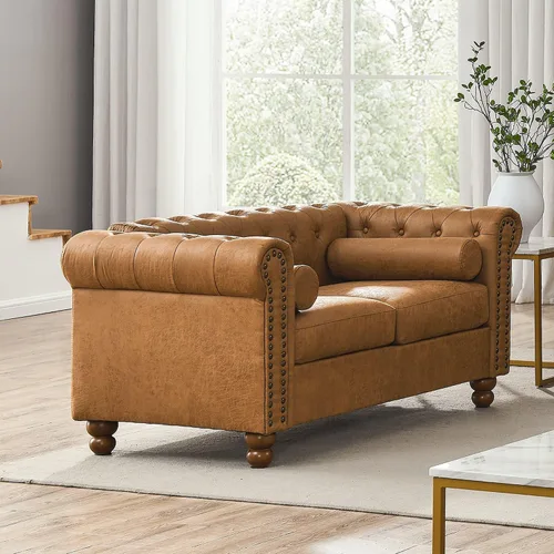 Sofá de dos plazas de cuero aireado capitonado, sofá de brazo enrollado con adornos de cabeza de clavo y 2 almohadas de cuello enrollado, decoración