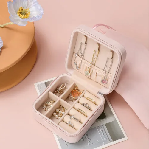 Miniatura 7 de GUKA Joyero de terciopelo de felpa organizado, estuche de viaje de joyería, pequeñas cajas organizadoras portátiles para anillos, aretes, collares