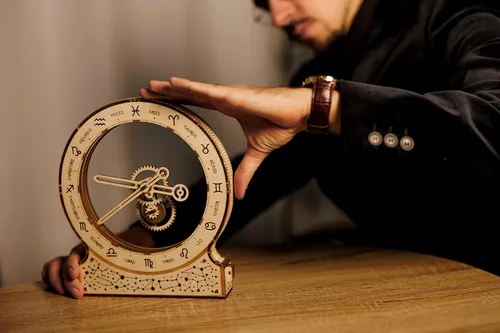 Miniatura 6 de Wood Trick Reloj cinético moderno, rompecabezas de madera 3D para niños y adultos, diseño estético de mecanismo mágico, kits de modelos de bricolaje