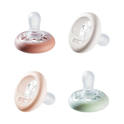 Tommee Tippee - Chupete tipo pecho, 0-6 meses, diseño simétrico, bolsa tipo pecho natural, chupones libres de BPA, rosa/verde/crema, paquete de 4