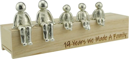 Miniatura 5 de Idea del 19º aniversario – 19 años hicimos un adorno de metal familiar – Elige tu combinación familiar (1 niño)