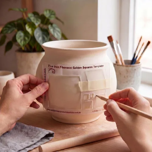 Miniatura 4 de Plantilla de Stencil Cuadrada de 12.7 cm para Dibujo y Trazado: Una Plantilla Cuadrada Inspirada en Fibonacci para Artistas Permite la Aplicación