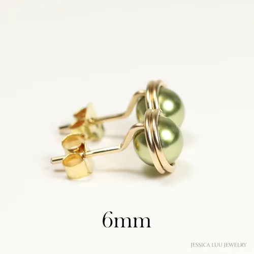 Miniatura 4 de Jessica Luu Jewelry Pendientes de perlas de oro verde oliva 0.236-0.394 in hechos a mano
