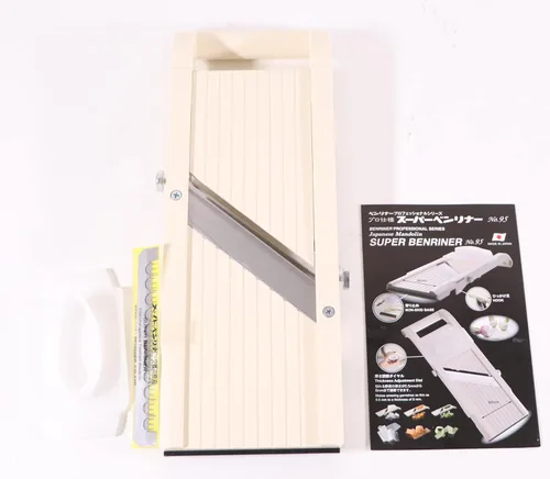 Miniatura 2 de Benriner Super Slicer, con 4 cuchillas japonesas de acero inoxidable, color beige