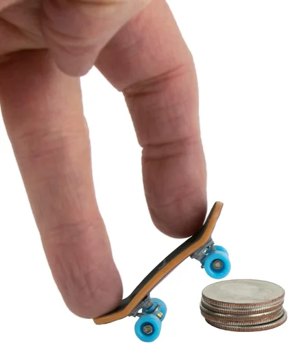 Miniatura 2 de Miniatura de Tech Deck más pequeña del mundo, de World's Smallest