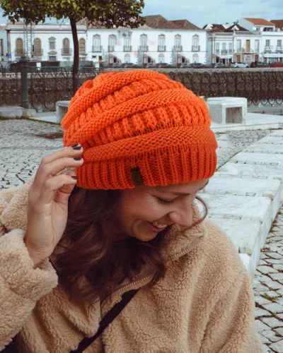 Miniatura 10 de FURTALK Gorro de invierno para mujer, con forro de satén, tejido trenzado, grueso, holgado, gorro cálido