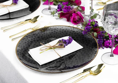 Miniatura 4 de EcoQuality Platos redondos de plástico martillado negro translúcido de 10 pulgadas con borde dorado – Platos de fiesta similares a China, cargador