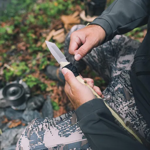 Miniatura 6 de GEAR AID Kotu Tanto Cuchillo de hoja fija para exteriores con funda de liberación rápida, hoja recubierta de titanio de 3 pulgadas Coyote