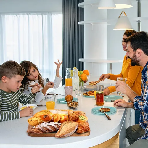 Miniatura 8 de YOUEON Juego de 2 bandejas de madera de acacia con borde elevado, bandeja rectangular de 14.2 x 9.5 pulgadas, plato de queso para aperitivo