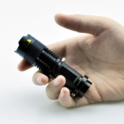 Miniatura 8 de 10 linternas LED de alta luz, mini linterna impermeable de bolsillo con 3 modos, enfoque ajustable zoomable para camping, senderismo