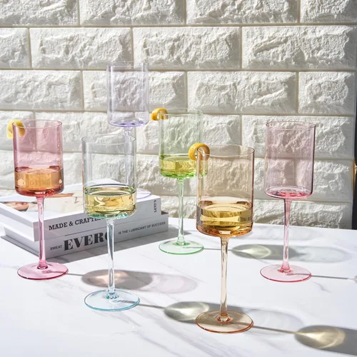 Miniatura 4 de Khen Juego de 6 copas de vino de cristal cuadradas de colores, regalo para ella, él, amigo, tamaño grande de 12 onzas, vasos altos