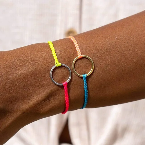 Miniatura 4 de Pura Vida Pulsera de círculo completo de dos tonos de oro o plata impermeable ajustable