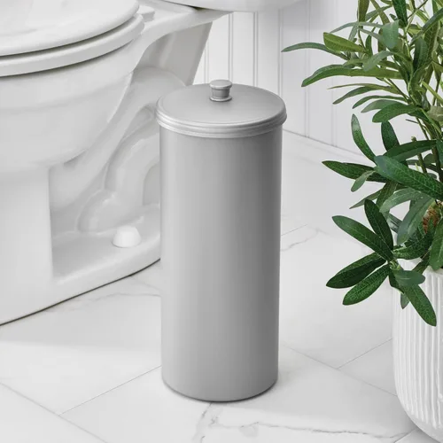 Miniatura 3 de iDesign Soporte Independiente para Papel Higiénico de Baño con Tapa para 3 Rollos Extra, Plata