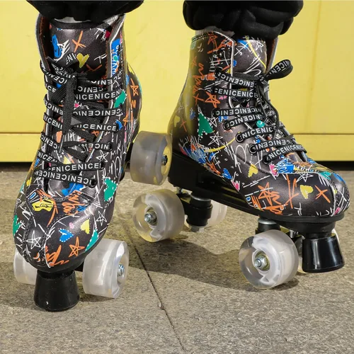 Miniatura 5 de Patines de ruedas para hombres y mujeres, patines Derby negros con 4 ruedas brillantes, patines clásicos de doble fila para interiores y exteriores