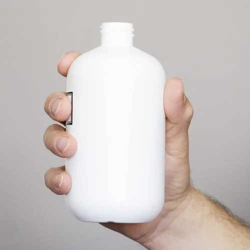 Miniatura 7 de Silkscreened - Juego de botellas de ducha vacías para champú, acondicionador y gel de baño, sentadillas, 16 onzas, paquete de 3, color blanco Bombas