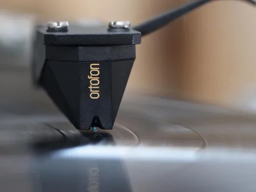 Miniatura 8 de Ortofon Pastilla premontada negra 2M montada en SH-4 Black Headshell