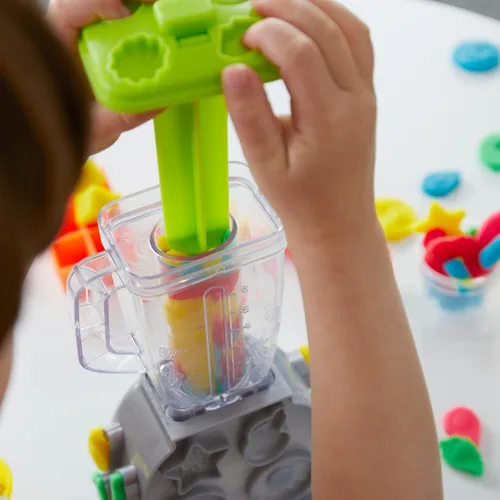 Miniatura 9 de Play Doh Swirlin' Smoothies Juego de Licuadora de Juguete, Electrodomésticos de Cocina de Juego, Juguetes de Artes y Manualidades para Niñas y Niños
