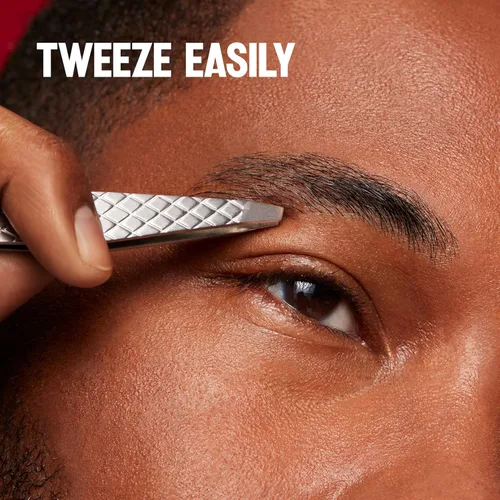 Miniatura 4 de Revlon Pinzas de punta inclinada para hombres, ultraafiladas para moldear cejas de precisión y eliminación del vello facial, agarre antideslizante